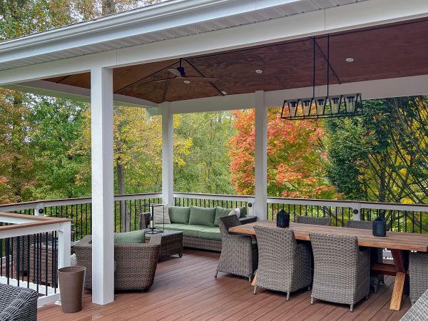 Deck Enclosure Construction in Bloomington