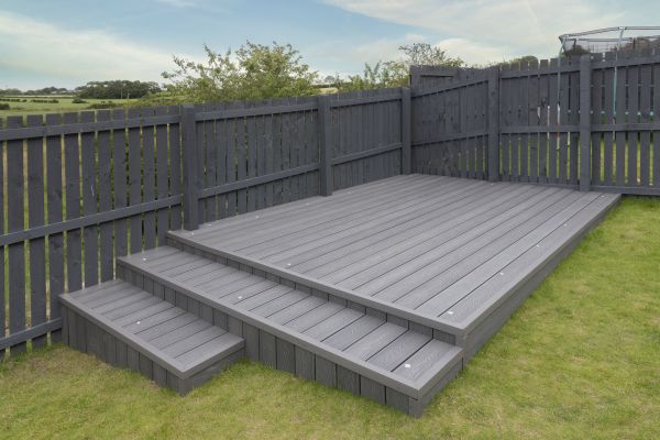 Vinyl Deck Construction in Bloomington